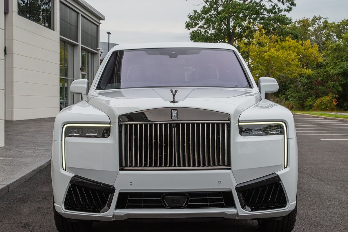 Walsall Rolls Royce Cullinan Wedding Car Hire